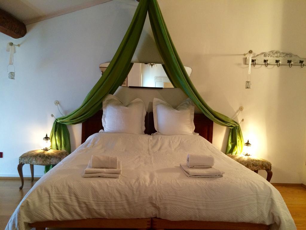 Bed And Breakfast Villa Franca Villafranca di Verona Eksteriør billede